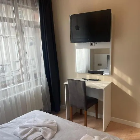 蓝色清真寺公寓酒店 3*