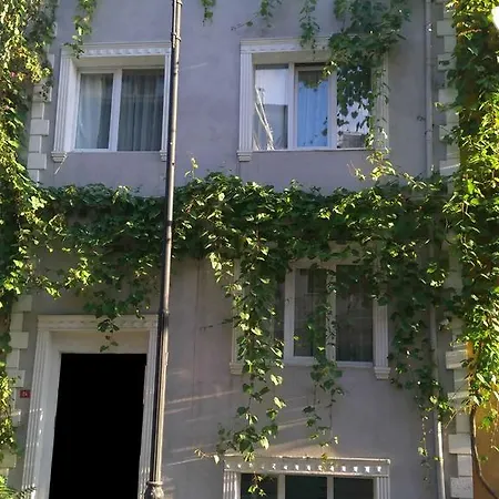 Blue Mosque Apartahotel 3*